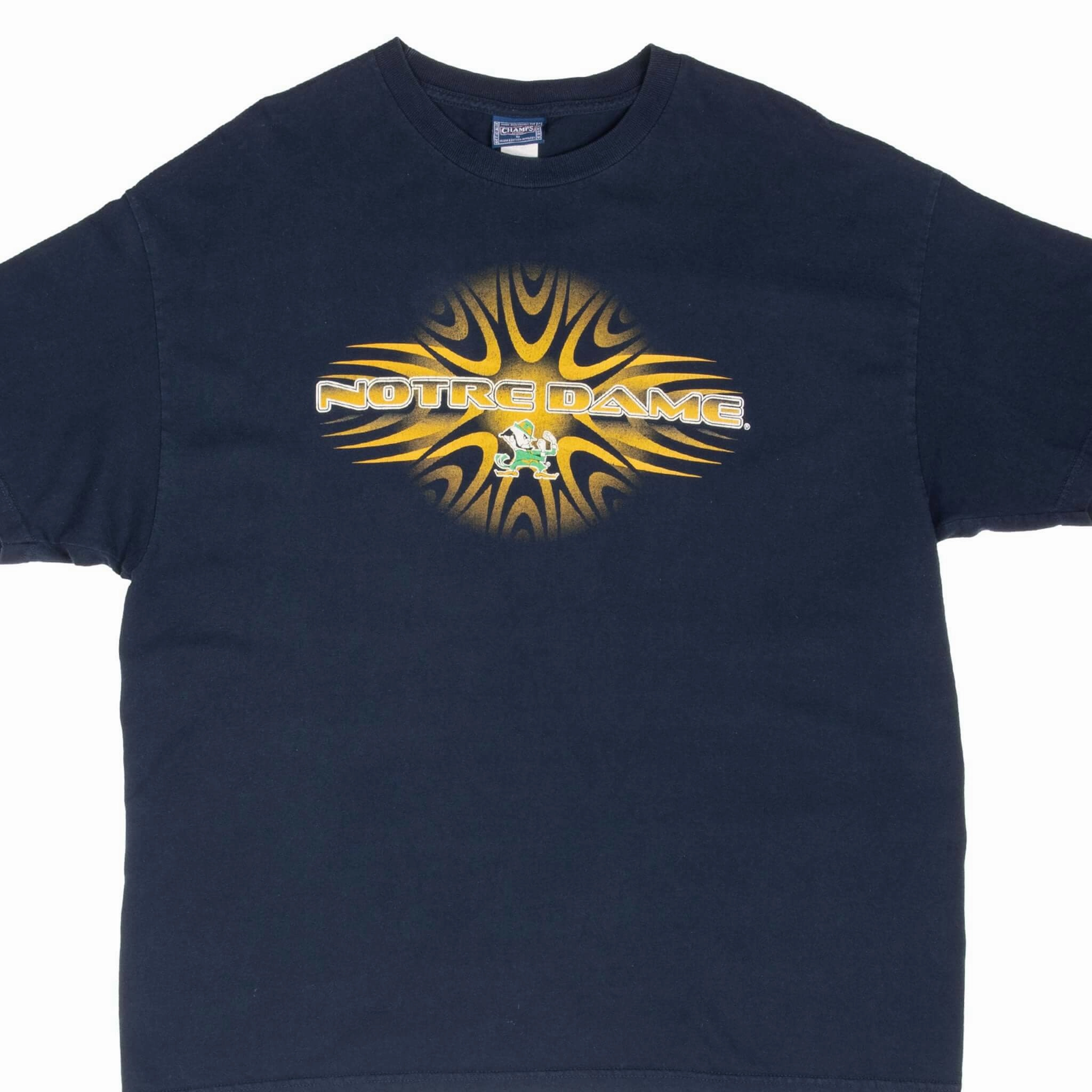 Modern Outfit VINTAGE NCAA NOTRE DAME FIGHTING IRISH 1990S TEE SHIRT XL