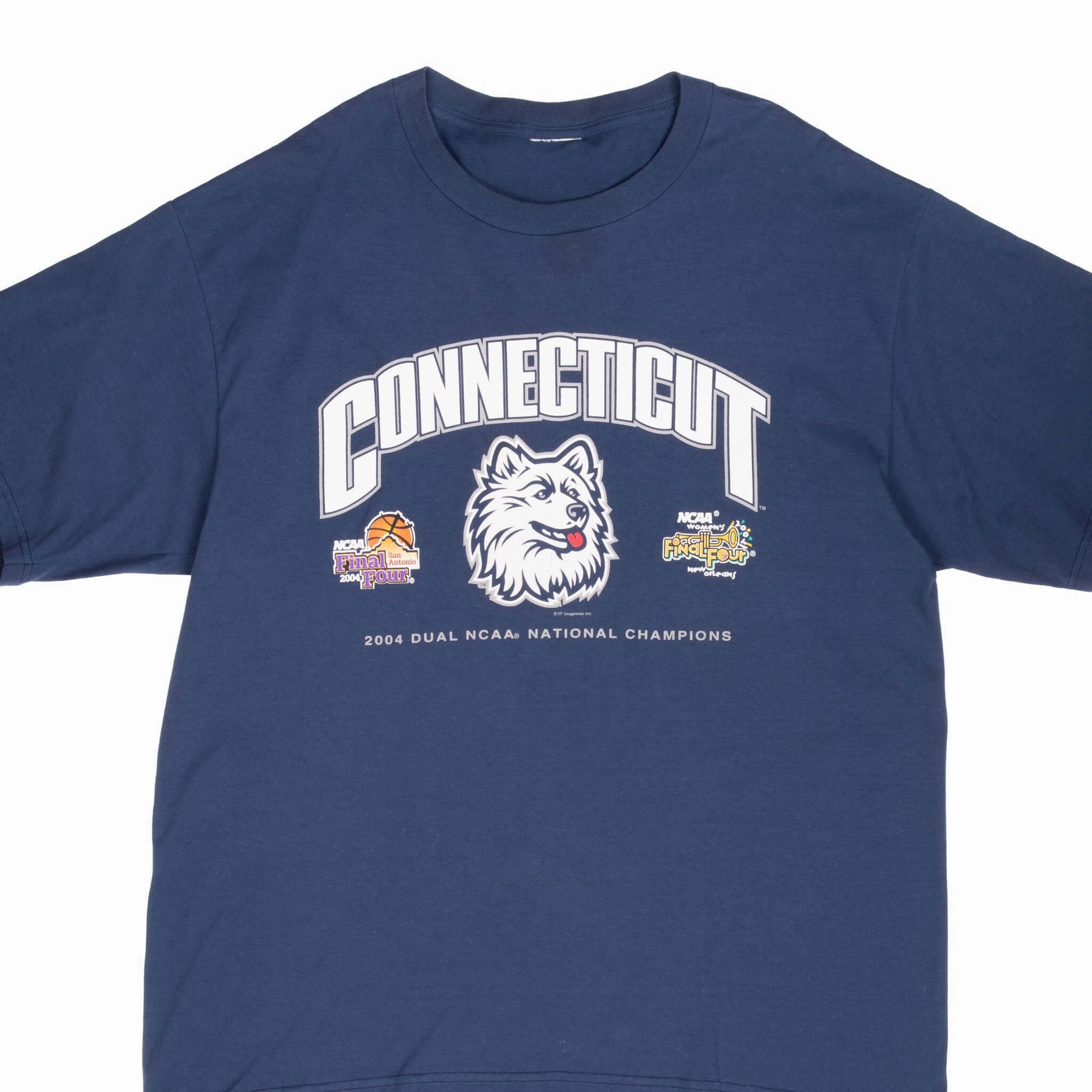 Vintage Wash VINTAGE NCAA UCONN HUSKIES CHAMPIONS 2004 TEE SHIRT XL