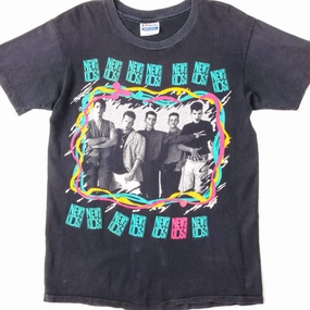 Micro Perforation Indoor Comfort VINTAGE NEW KIDS ON THE BLOCK TOUR TEE SHIRT 1989 SIZE SMALL MADE IN USA
