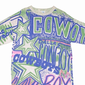 VINTAGE NFL DALLAS COWBOYS ALL OVER PRINT TEE SHIRT 1990S SIZE LARGE Sporty Layer Tagless Comfort