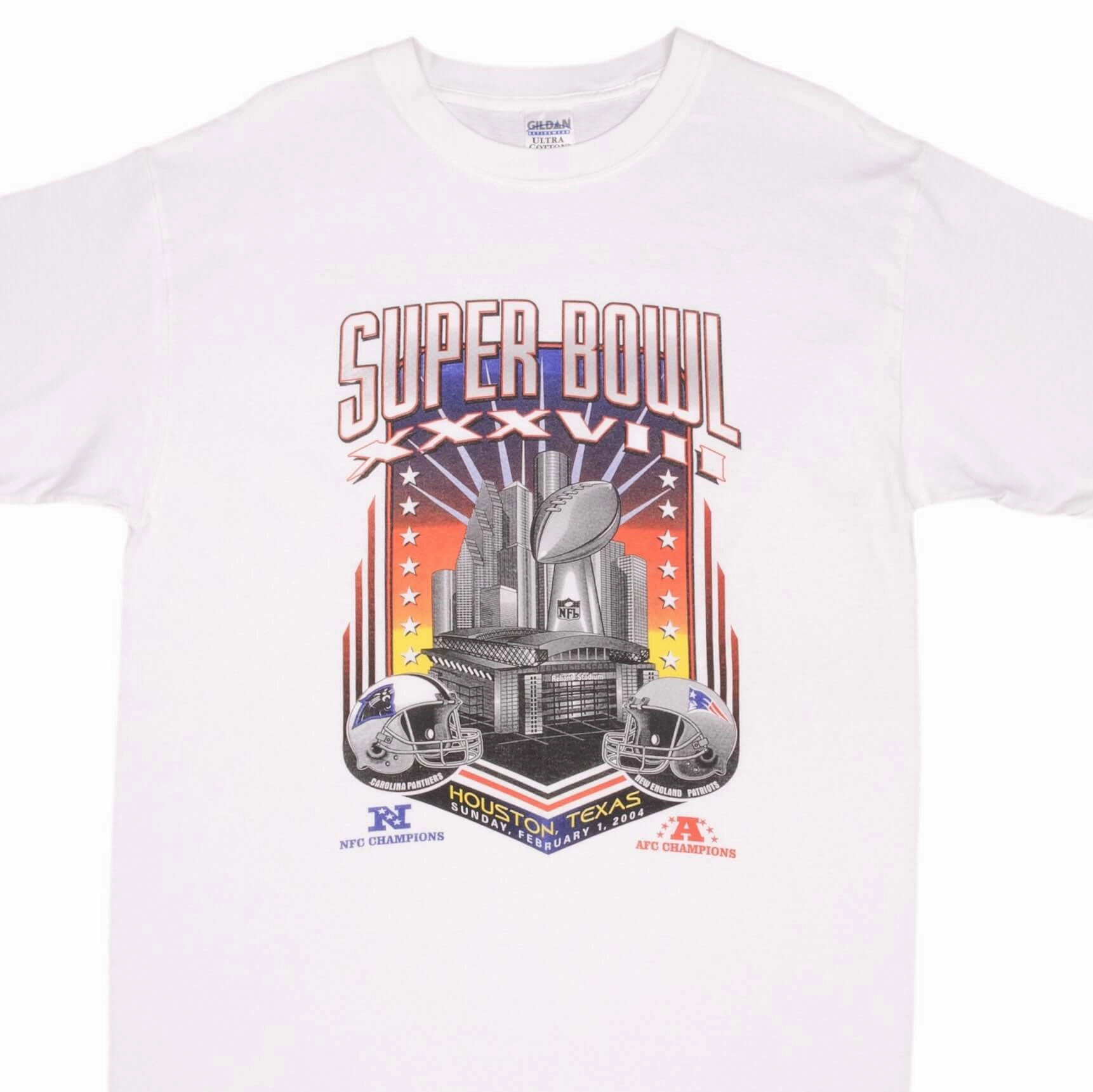 VINTAGE NFL PATRIOTS VS PANTHERS SUPER BOWL XXXVIII TEE SHIRT 2004 SIZE LARGE Short Sleeve