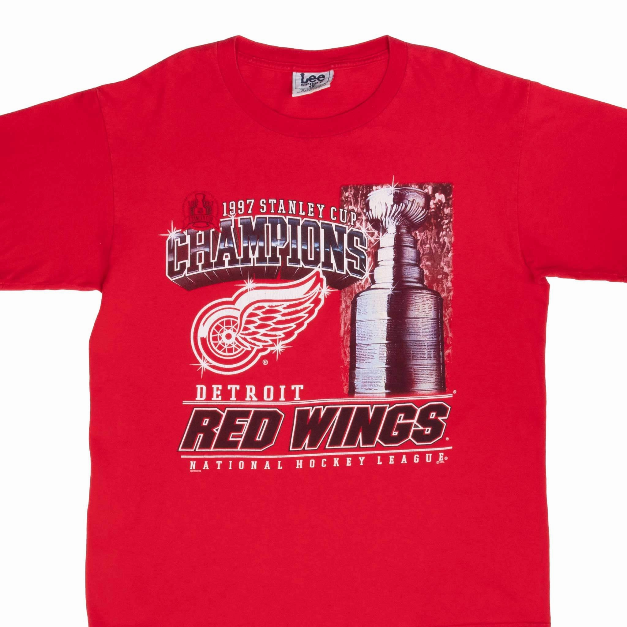 Lightweight Layer VINTAGE NHL DETROIT RED WINGS CHAMPIONS 1997 TEE SHIRT LARGE