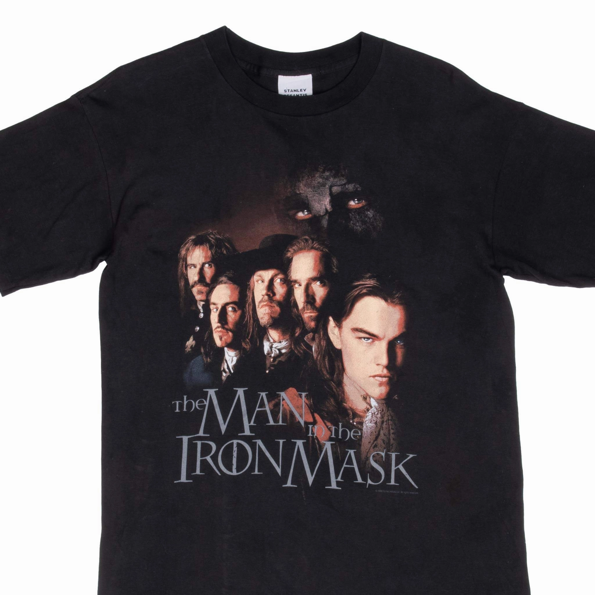 VINTAGE THE MAN IN THE IRON MASK 1998 MOVIE TEE SHIRT SIZE MEDIUM MADE IN USA Comfortable Layers Soft Layer