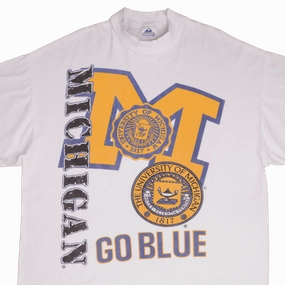 VINTAGE UNIVERSITY OF MICHIGAN GO BLUE TEE SHIRT 1990s SIZE XL Holiday Outfit