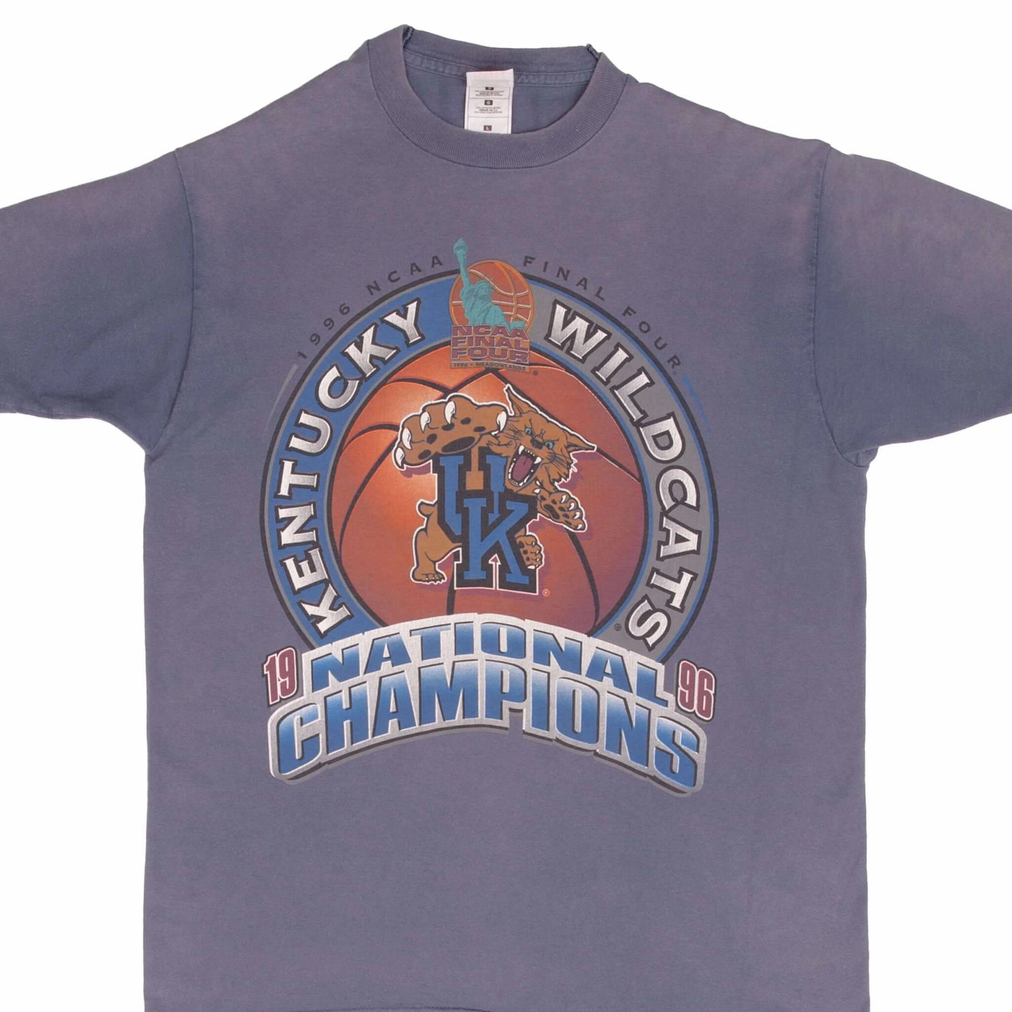 High Density Weave Moisture Wicking Technology VINTAGE NCAA KENTUCKY WILDCATS BASKETBALL CHAMPIONS 1996 TEE SHIRT LARGE MADE US