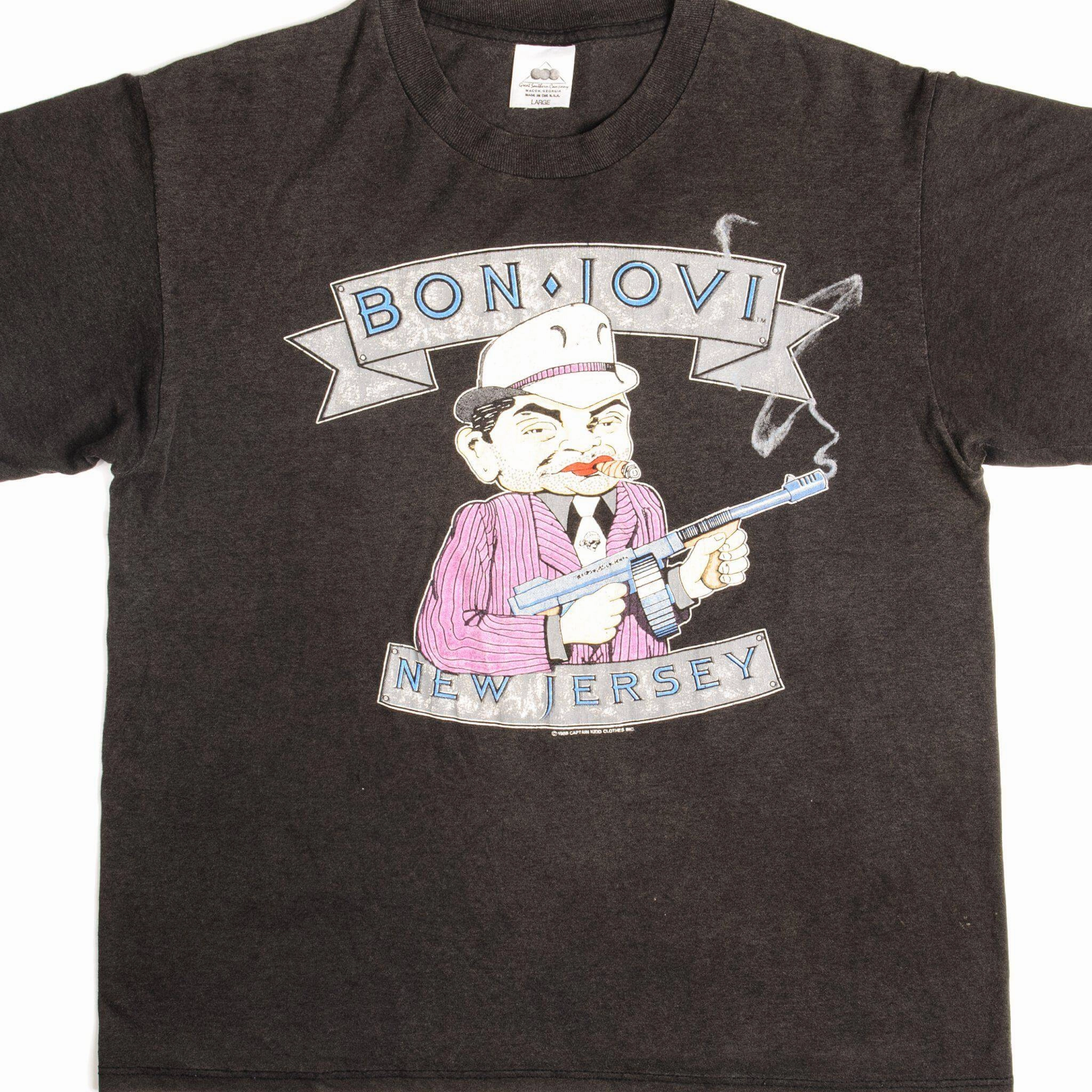 Comfy Active Fit VINTAGE BON JOVI TEE SHIRT 1988 New Jersey SIZE MEDIUM MADE IN USA