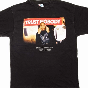 VINTAGE TUPAC SHAKUR TEE SHIRT 1990s SIZE LARGE MADE IN USA Adult sophistication